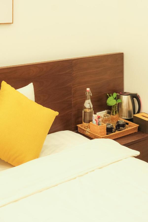 Blissington Apartments & Hotels Hanoï Extérieur photo